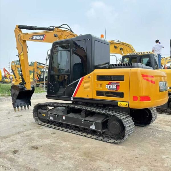 Used-Excavator-In-China-Sany-135C