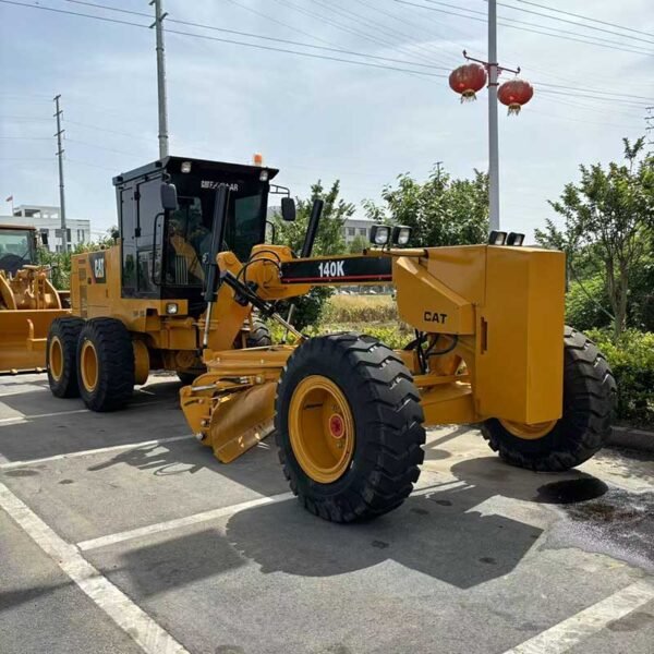Used-Forklifts-For-Sale-Caterpillar-140K