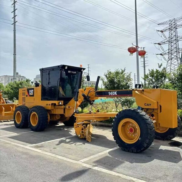 Used-Forklifts-For-Sale-Caterpillar-140K