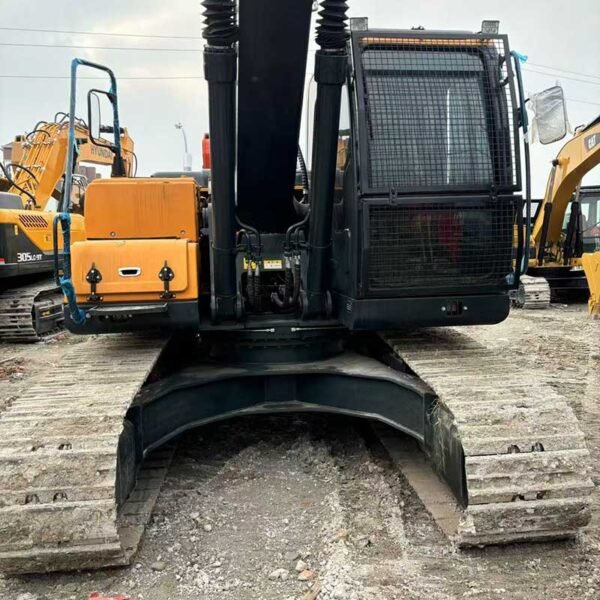Hyundai-Excavator-220-9s-Supplier