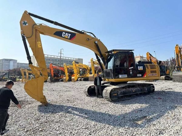 325-Cat-Excavator-Front-1 325-Cat-Excavator-Wholesale
