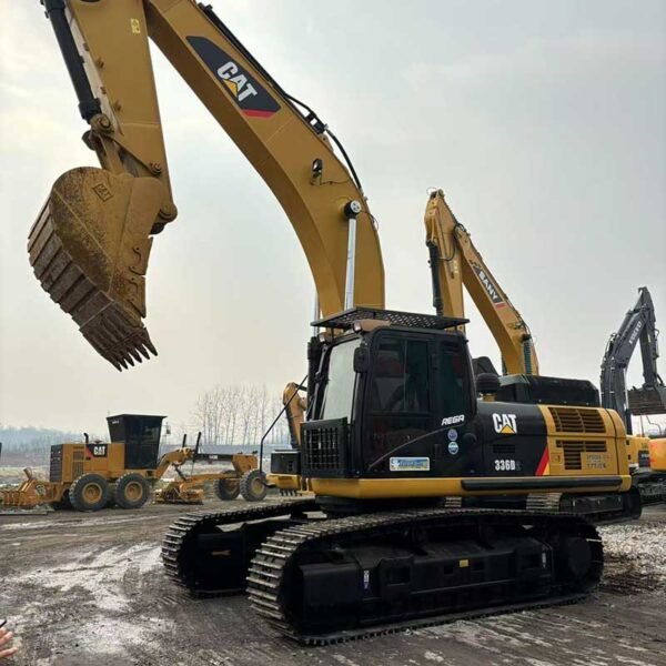 336D-Cab-View-3 Buy-Used-Excavator-336D-Exporter