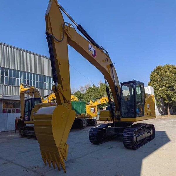 Cat-Compact-Excavator-326GC-Distributor