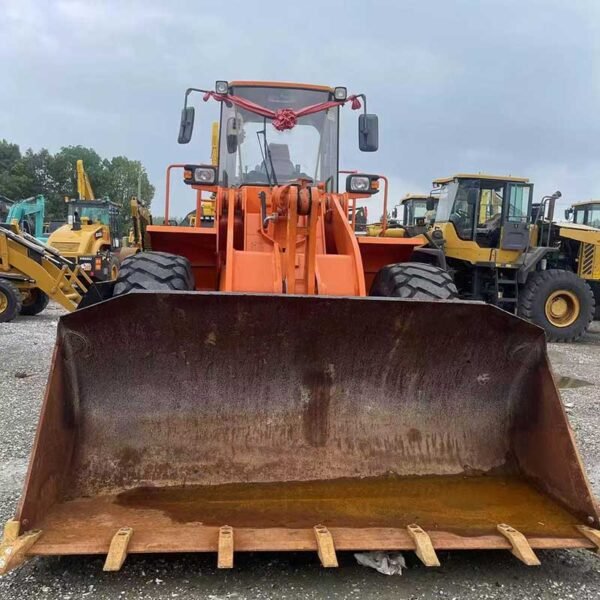 Used-Bulldozer-For-Sale-Doosan-DL505