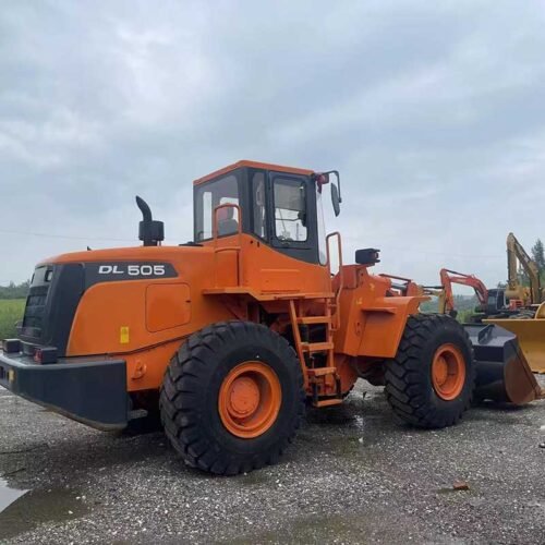 Used-Bulldozer-For-Sale-Doosan-DL505