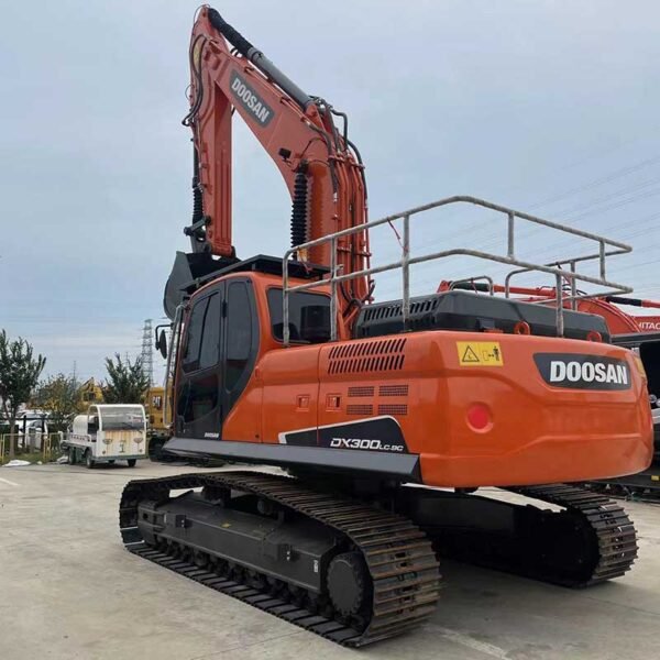 Used-Excavator-Sales-Near-Me-DX300LC-2