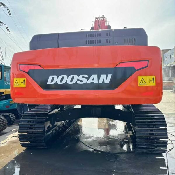 Used-Excavator-Supplier-DX300LC-9C