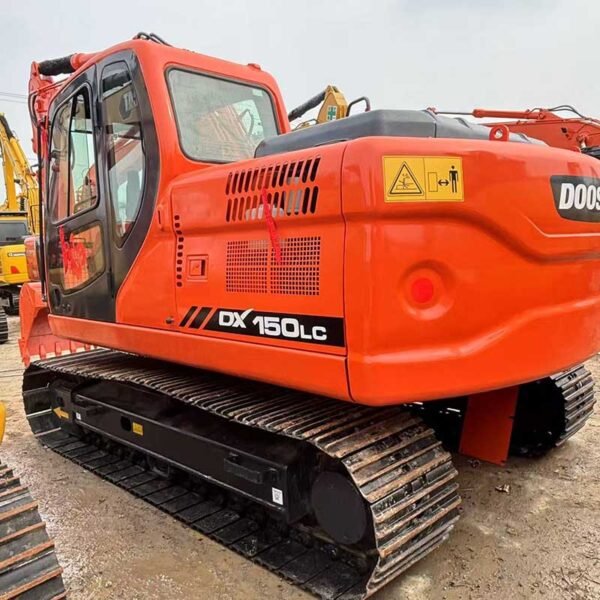 Diggerland-Doosan-Excavator-DX150LC