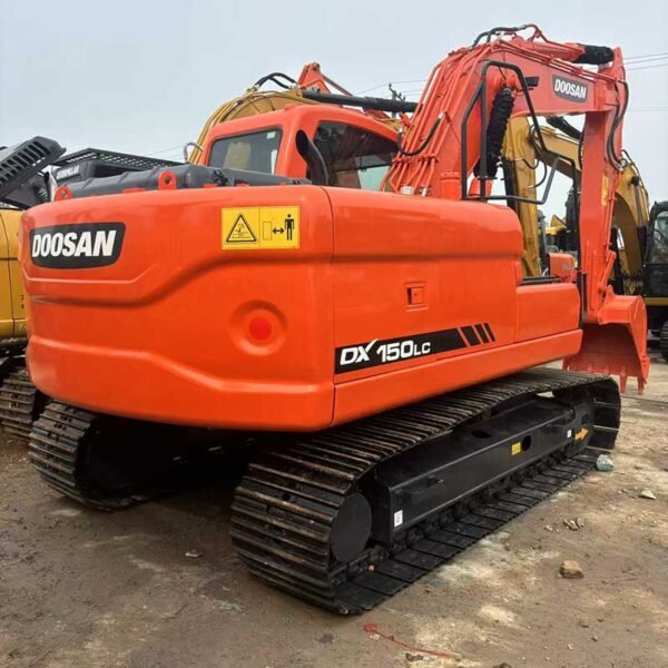 Diggerland-Doosan-Excavator-DX150LC