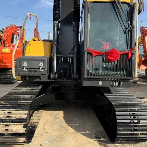 Volvo-140-Excavator-EC140-Dealer