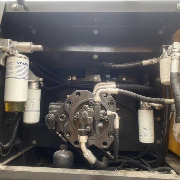 Used-Excavators-For-Sale-Volvo-EC290