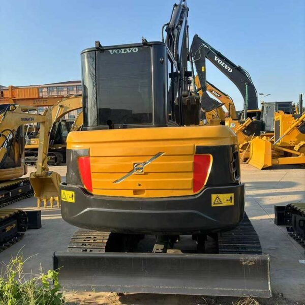 Mini-Excavator-Used-Volvo-EC60C