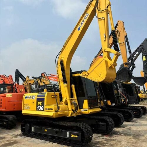 Digger-Post-Hole-Digger-Komatsu-PC130