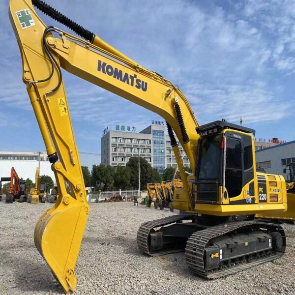 PC220-Arm-Detail-4 Komatsu-PC220-2024