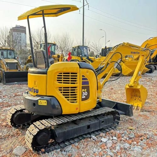 Mini-Used-Excavator-Komatsu-PC30MR3
