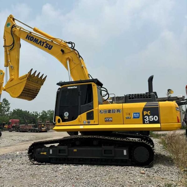 PC350LC-Front-Bucket-2 Komatsu-D355A-PC350LC-Excavator
