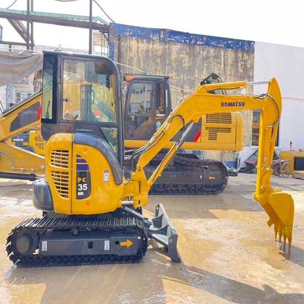 Post-Digger-Komatsu-PC35MR