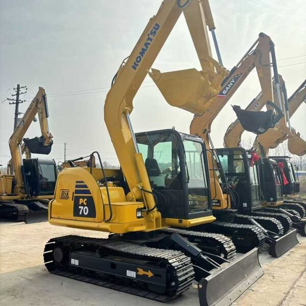 Used-Mini-Excavators-Komatsu-PC70