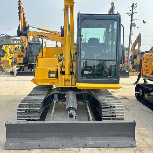 Used-Mini-Excavators-Komatsu-PC70