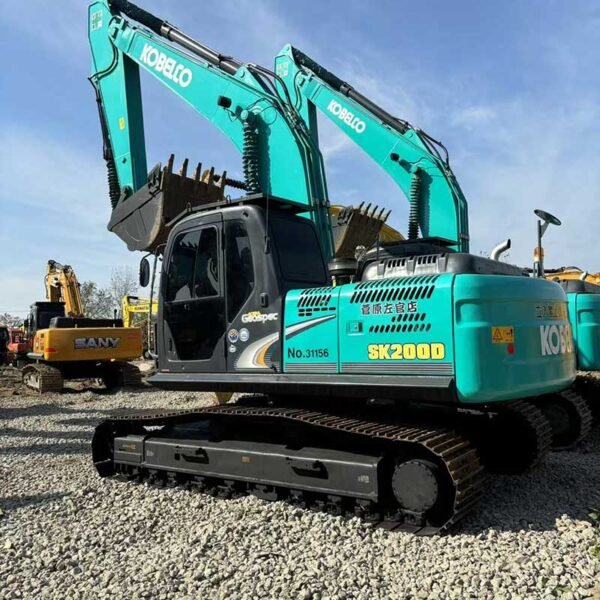 Excavator-Kobelco-SK200D-Distributor