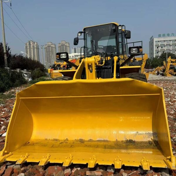 Used-Bulldozers-For-Sale-Komatsu-WA380