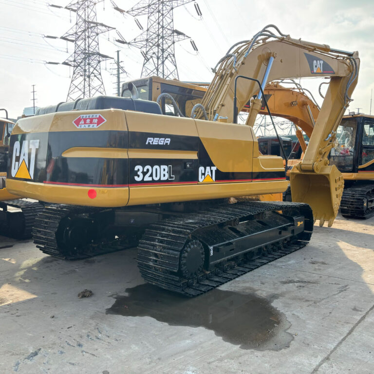 Rear exterior view showing the robust undercarriage for standard Cat 320 excavator specs